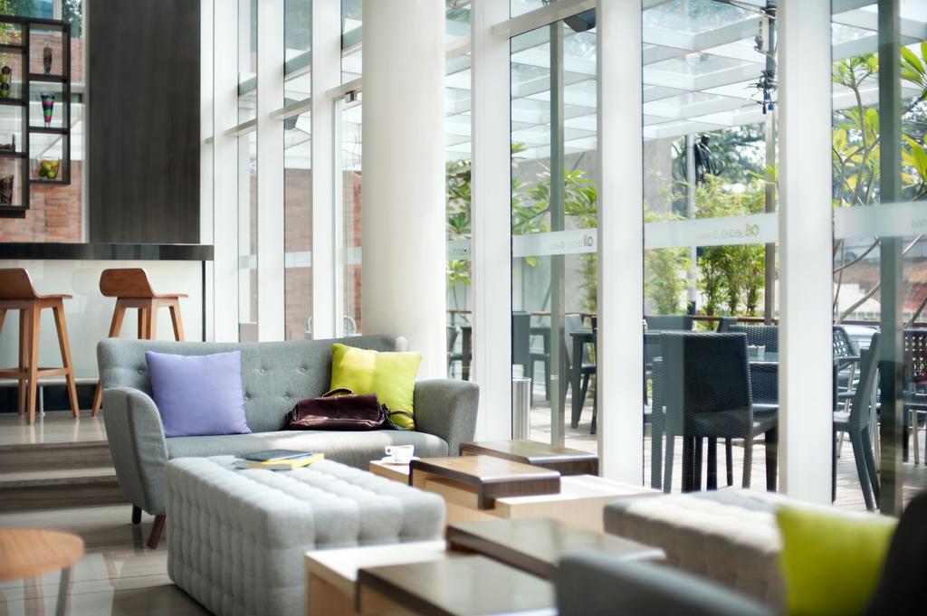 All Seasons Jakarta Thamrin Exterior photo