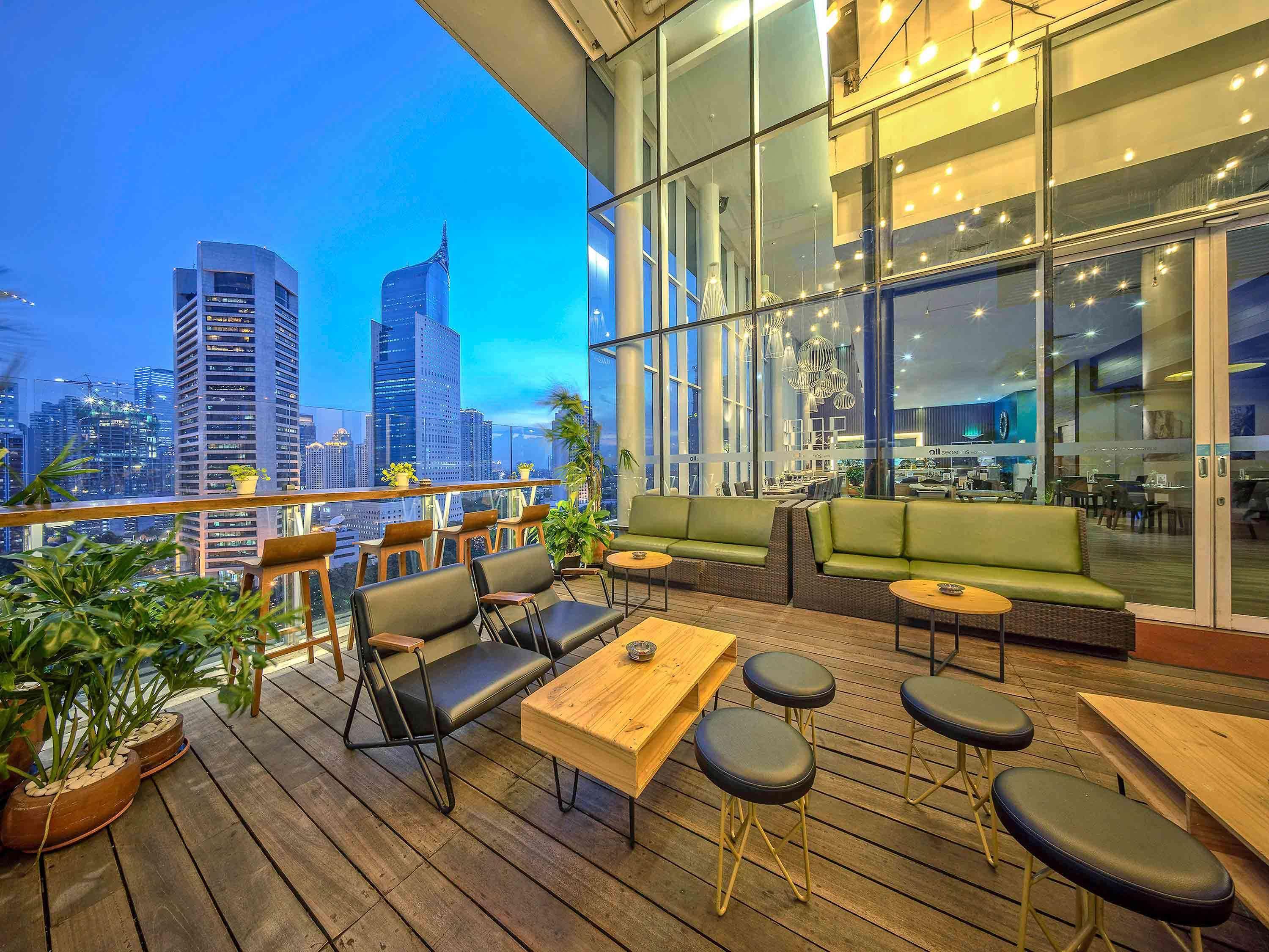 All Seasons Jakarta Thamrin Exterior photo