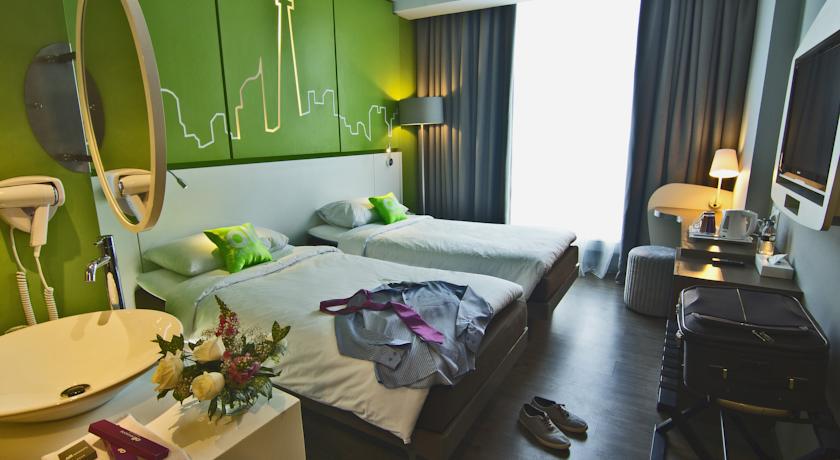 All Seasons Jakarta Thamrin Room photo